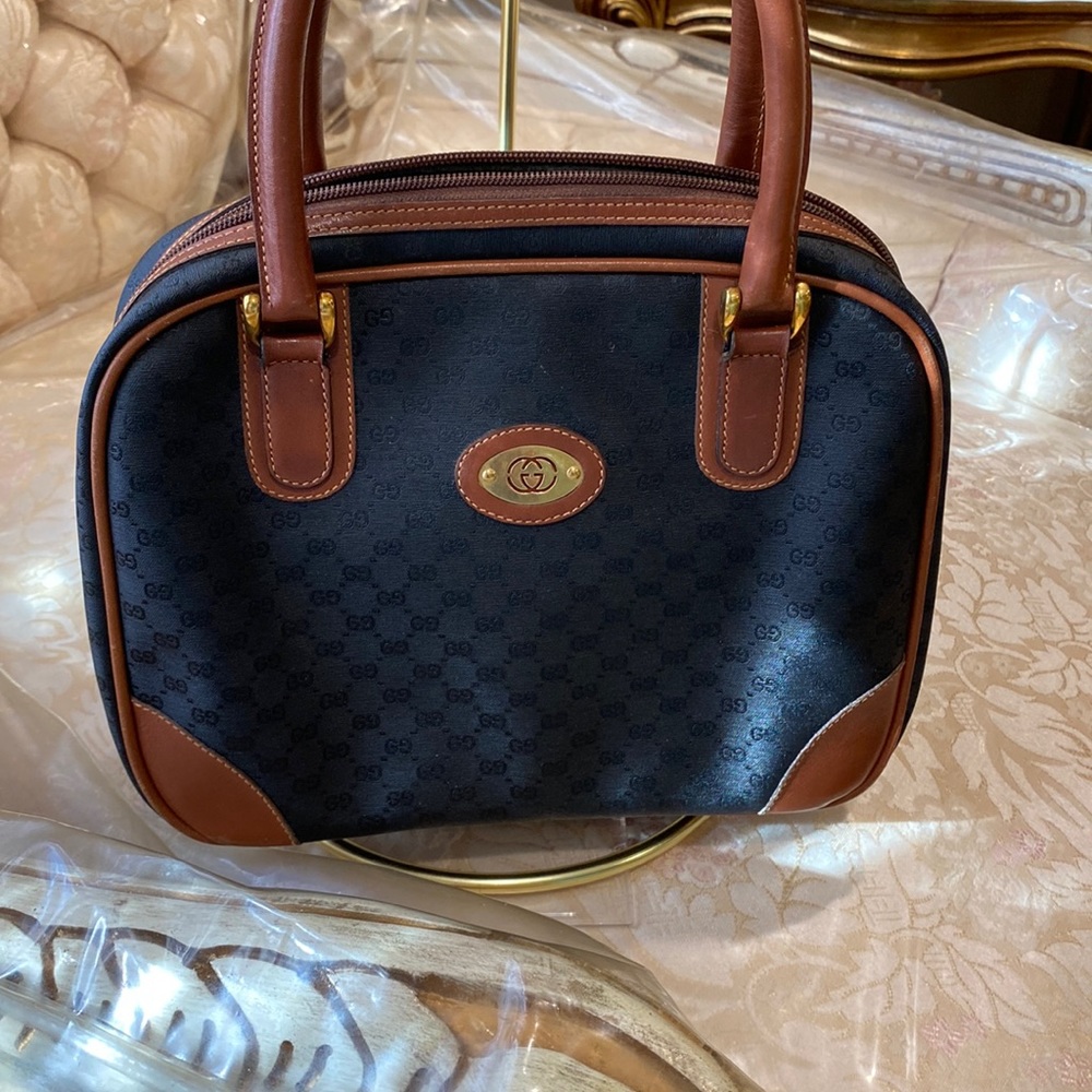 Gucci hand bag